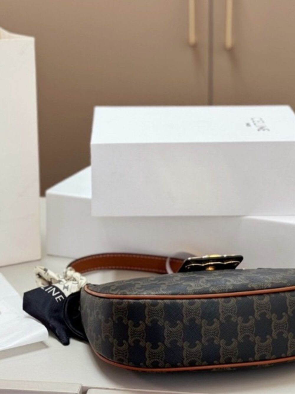 CELINE Bag - Picture 4 of 5